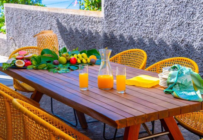 Villa in Santa Cruz - Villa Sunrise View by Homie Villa in Santa Cruz - Villa Sunrise View by Homie