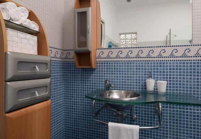 Villa in Santa Cruz - Villa Sunrise View by Homie Villa in Santa Cruz - Villa Sunrise View by Homie