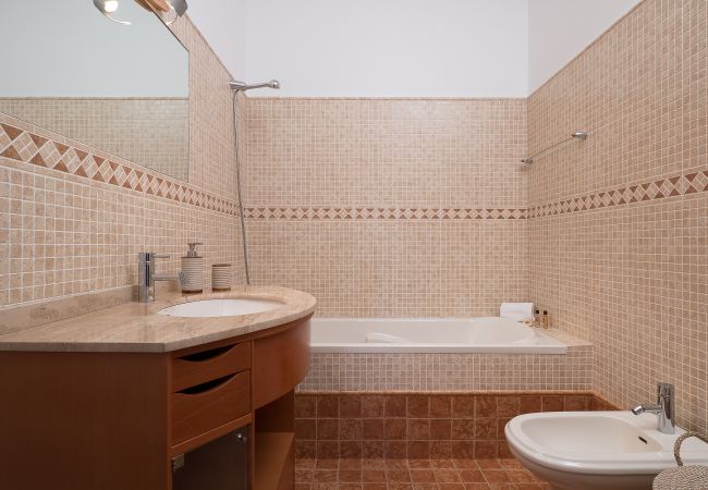 Villa in Santa Cruz - Villa Sunrise View by Homie Villa in Santa Cruz - Villa Sunrise View by Homie