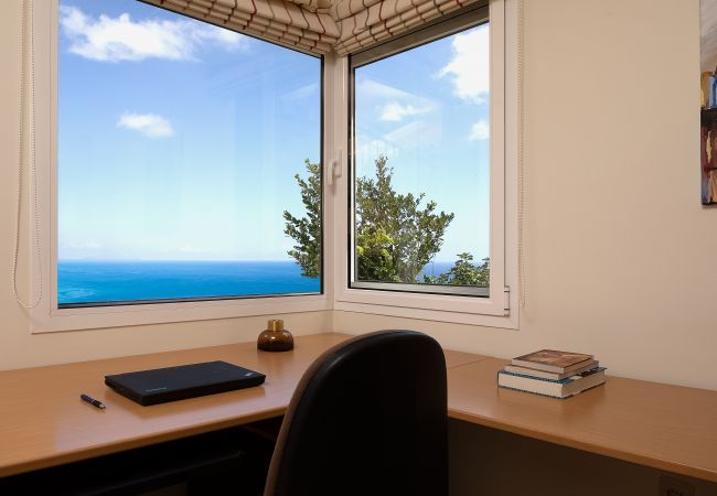 Villa in Santa Cruz - Villa Sunrise View by Homie Villa in Santa Cruz - Villa Sunrise View by Homie