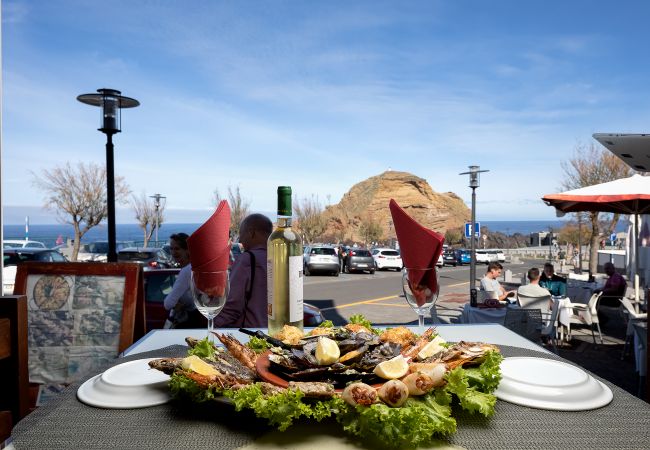 Zimmeranmietung in Porto Moniz - Pérola Views Inn 107 by Madeira Sun Travel Zimmeranmietung in Porto Moniz - Pérola Views Inn 107 by Madeira Sun Travel