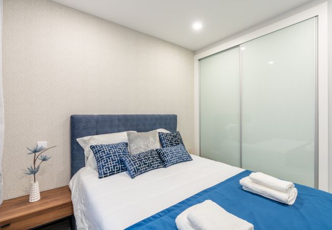 Ferienwohnung in Santa Cruz - Sea View Balcony by Madeira Sun Travel Ferienwohnung in Santa Cruz - Sea View Balcony by Madeira Sun Travel