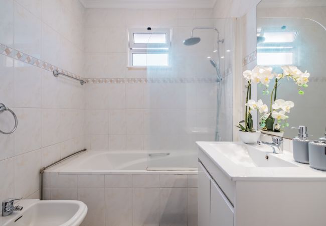 Ferienwohnung in Santa Cruz - Caniço Vip Lodging by Homie Ferienwohnung in Santa Cruz - Caniço Vip Lodging by Homie