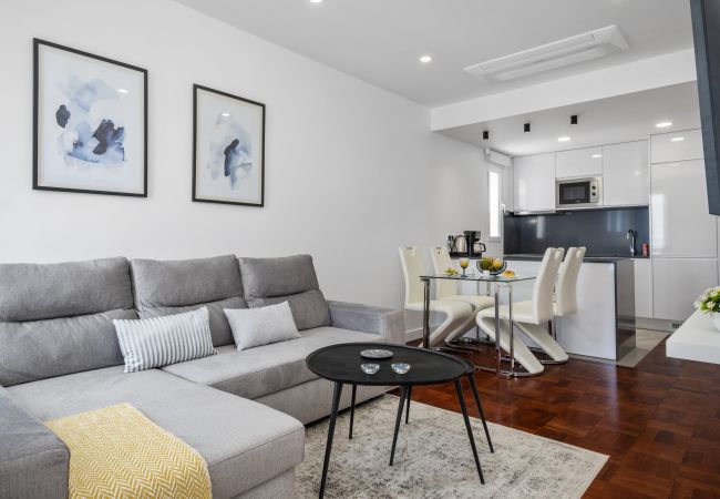 Ferienwohnung in Funchal - Lido Sunrise Apartment by Madeira Sun Travel Ferienwohnung in Funchal - Lido Sunrise Apartment by Madeira Sun Travel