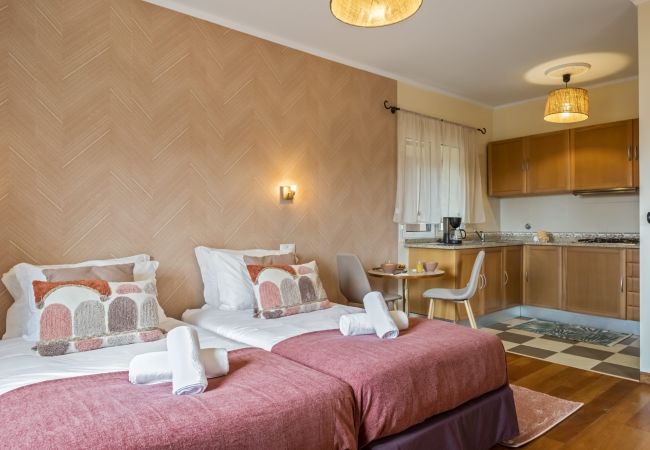 Studio in Porto Moniz - Casas do Salão - Pimenta by Homie Studio in Porto Moniz - Casas do Salão - Pimenta by Homie