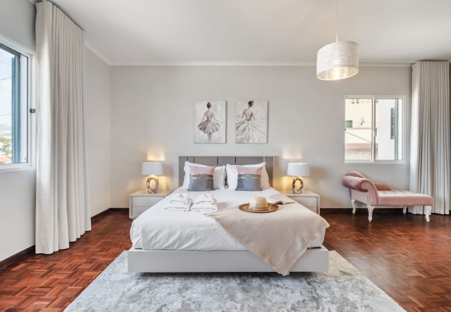 Ferienhaus in Funchal - Glimpse of the City by Madeira Sun Travel Ferienhaus in Funchal - Glimpse of the City by Madeira Sun Travel