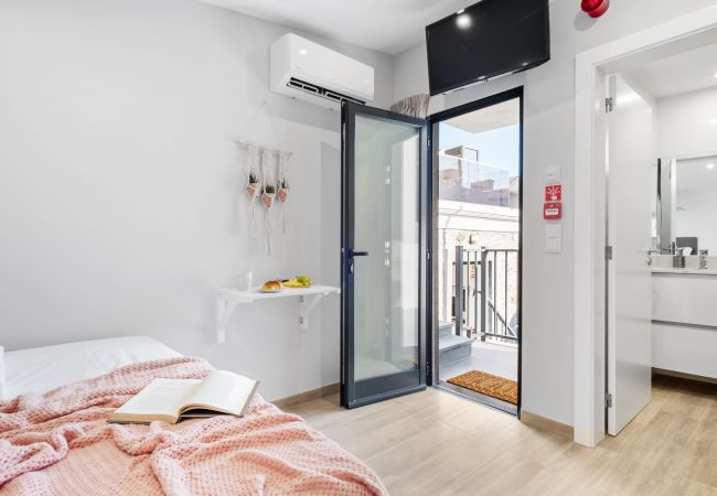 Studio in Paúl do Mar - Seaside Sunset - The Shell by Madeira Sun Travel Studio in Paúl do Mar - Seaside Sunset - The Shell by Madeira Sun Travel