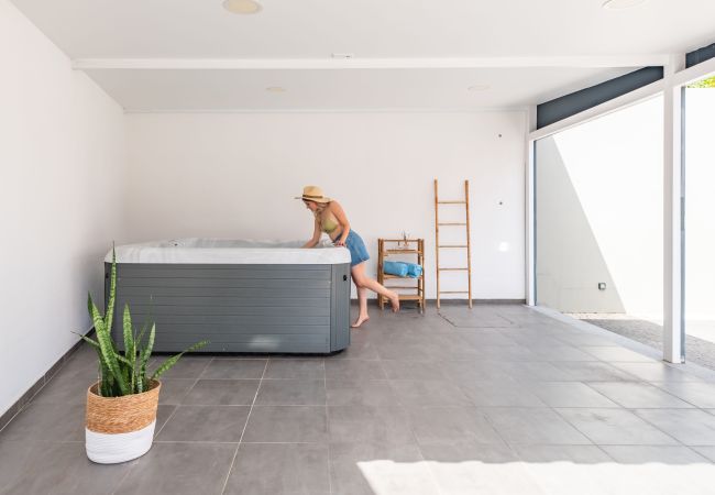 Villa in Funchal - Villa Camélia by Homie