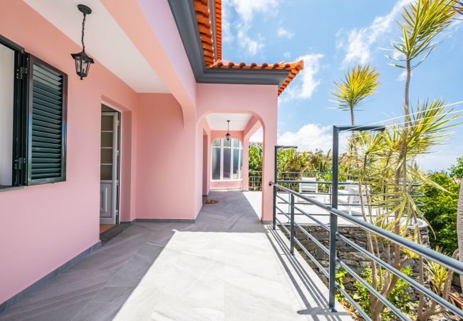 Ferienhaus in Ponta do Sol - Amendoeira Residence by Homie Ferienhaus in Ponta do Sol - Amendoeira Residence by Homie