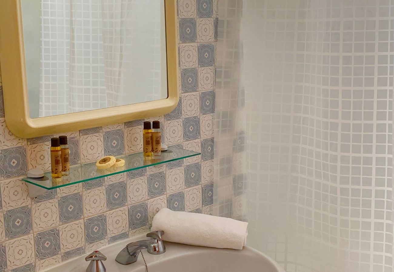 Baño privado en la ciudad de Funchal Cuarto de baño