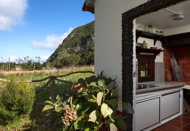 Casa rural en Porto Moniz - Retiro na Natureza by Madeira Sun Travel Casa rural en Porto Moniz - Retiro na Natureza by Madeira Sun Travel
