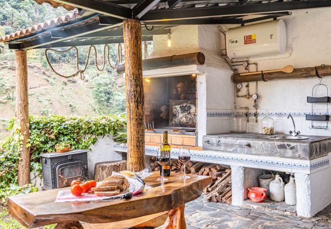 Casa rural en São Roque do Faial - Ivy Cottage by Madeira Sun Travel Casa rural en São Roque do Faial - Ivy Cottage by Madeira Sun Travel