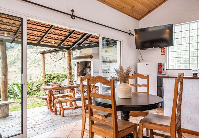 Casa rural en São Roque do Faial - Ivy Cottage by Madeira Sun Travel Casa rural en São Roque do Faial - Ivy Cottage by Madeira Sun Travel