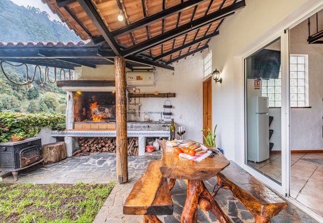 Casa rural en São Roque do Faial - Ivy Cottage by Madeira Sun Travel Casa rural en São Roque do Faial - Ivy Cottage by Madeira Sun Travel