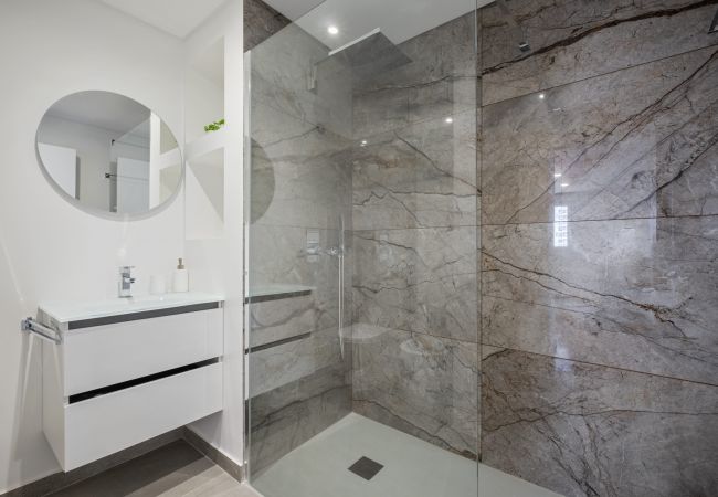 Apartamento en Funchal - Lido Sunrise Apartment by Madeira Sun Travel Apartamento en Funchal - Lido Sunrise Apartment by Madeira Sun Travel