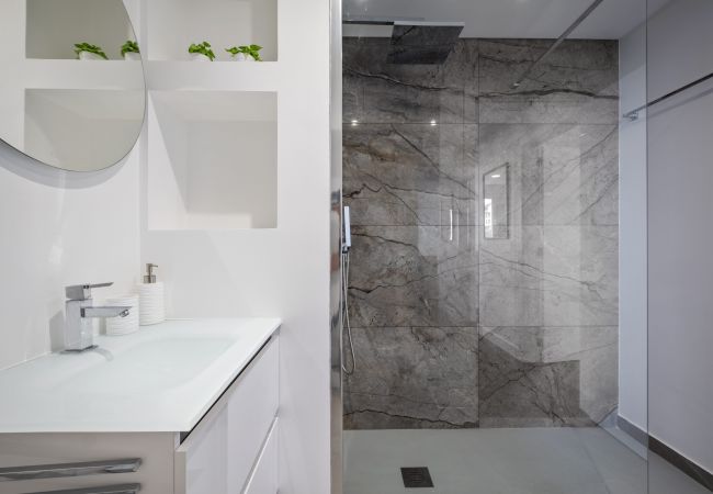Apartamento en Funchal - Lido Sunrise Apartment by Madeira Sun Travel Apartamento en Funchal - Lido Sunrise Apartment by Madeira Sun Travel