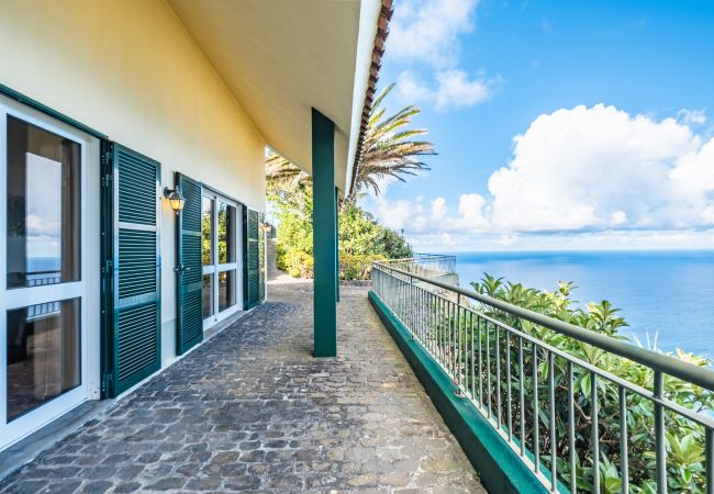 Casa rural en Porto Moniz - Green Valley by Madeira Sun Travel Casa rural en Porto Moniz - Green Valley by Madeira Sun Travel
