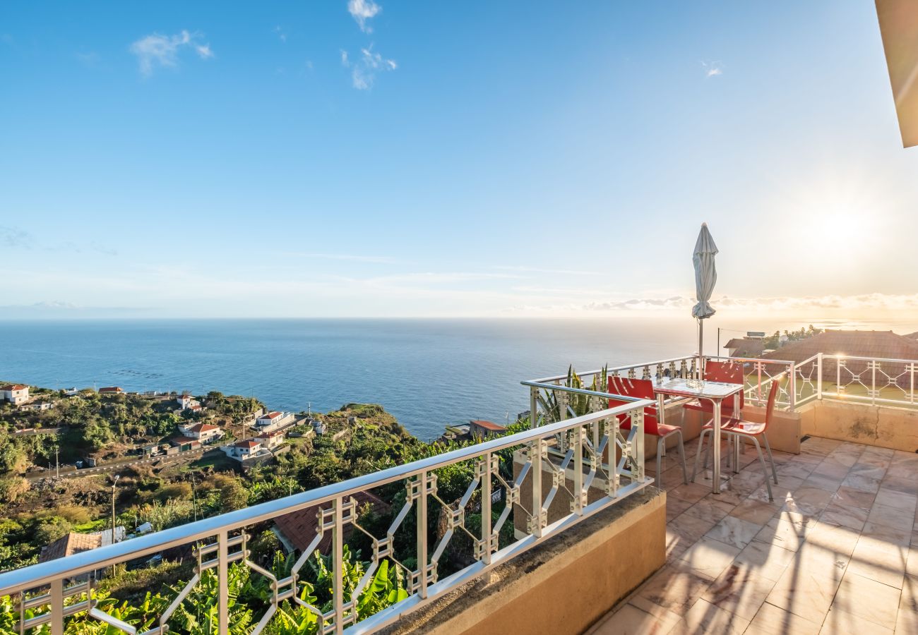 Casa en Calheta - White Rabbit II by Homie