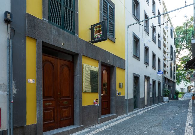 Apartamento en Funchal - King David Suites 301 by Madeira Sun Travel Apartamento en Funchal - King David Suites 301 by Madeira Sun Travel