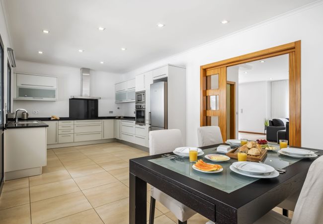 Casa en Funchal - Til Home by Homie Casa en Funchal - Til Home by Homie