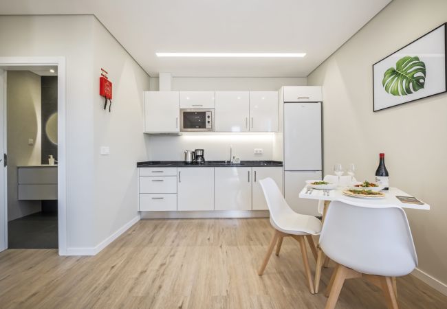 Apartamento en Caniço - Casa da Oliveira III by Homie Apartamento en Caniço - Casa da Oliveira III by Homie