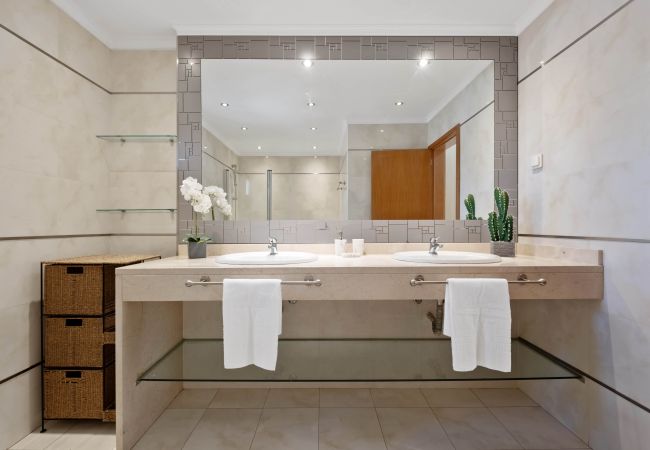 Apartamento en Funchal - Penthouse Prestige by Madeira Sun Travel Apartamento en Funchal - Penthouse Prestige by Madeira Sun Travel