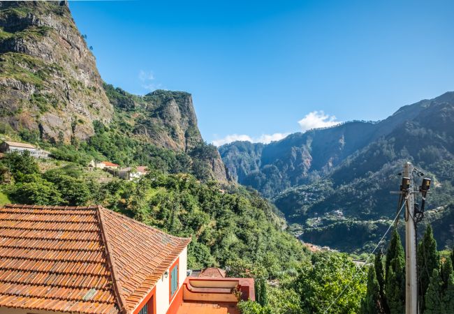 Apartamento en Curral das Freiras - Coração da Madeira - Cidrão by Madeira Sun Travel Apartamento en Curral das Freiras - Coração da Madeira - Cidrão by Madeira Sun Travel