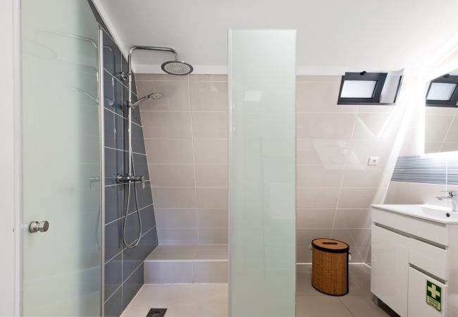 Apartamento en Curral das Freiras - Coração da Madeira - Quebrada by Madeira Sun Trave Apartamento en Curral das Freiras - Coração da Madeira - Quebrada by Madeira Sun Trave