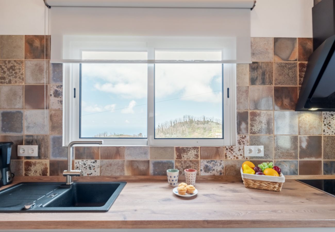 Casa rural en Porto Moniz - Palheiro Simone by Homie Casa rural en Porto Moniz - Palheiro Simone by Homie