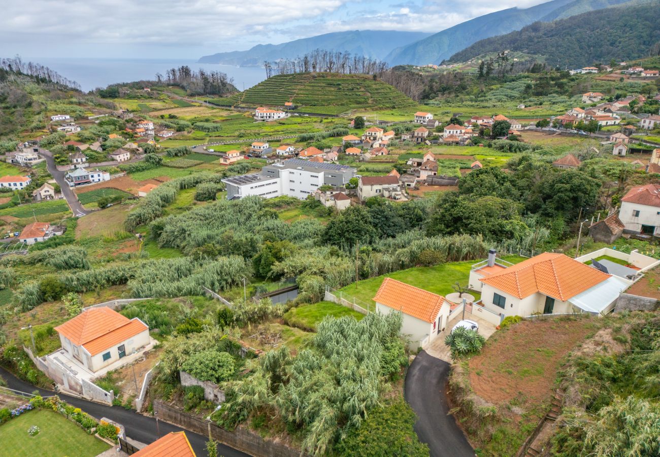 Casa rural en Porto Moniz - Palheiro Simone by Homie Casa rural en Porto Moniz - Palheiro Simone by Homie