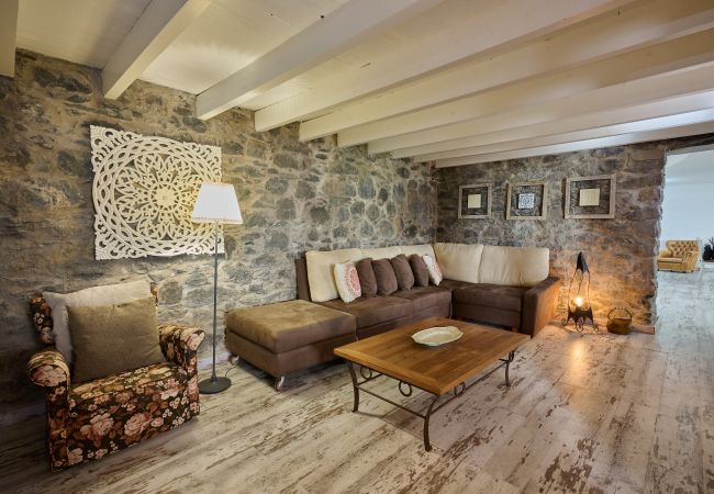 Gîte Rural à Calheta - Casas Maravilha - Casa Grande by Homie Gîte Rural à Calheta - Casas Maravilha - Casa Grande by Homie