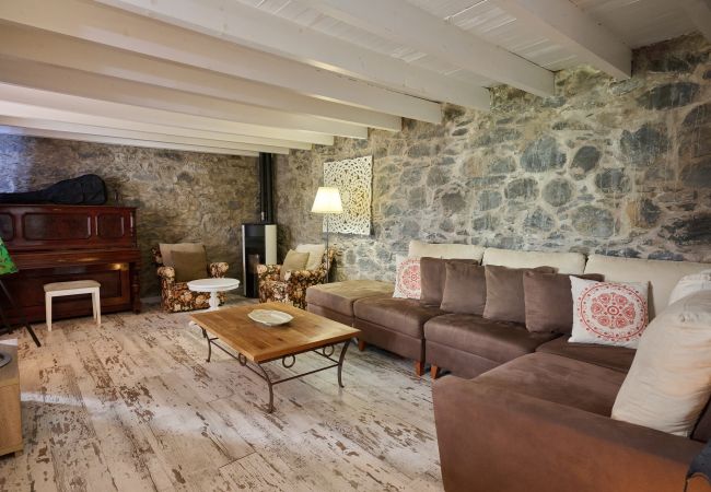 Gîte Rural à Calheta - Casas Maravilha - Casa Grande by Homie Gîte Rural à Calheta - Casas Maravilha - Casa Grande by Homie