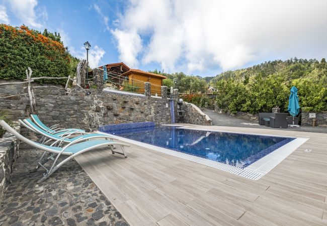 Bungalow à Calheta - Casas Maravilha - Árvore by Homie Bungalow à Calheta - Casas Maravilha - Árvore by Homie