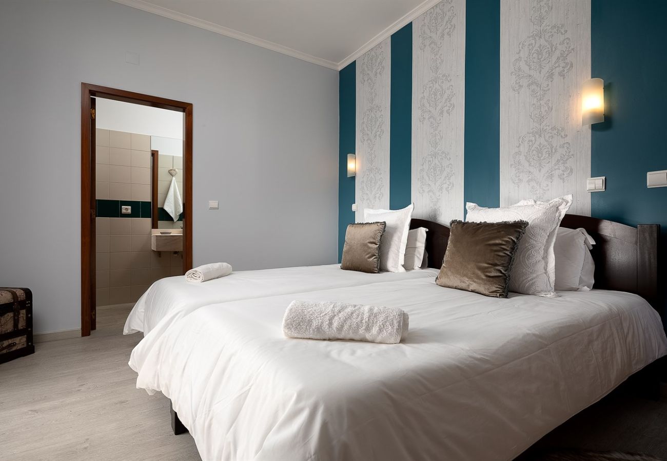 Quarto em Porto Moniz - Pérola Views Inn - Suite by Madeira Sun Travel Quarto em Porto Moniz - Pérola Views Inn - Suite by Madeira Sun Travel