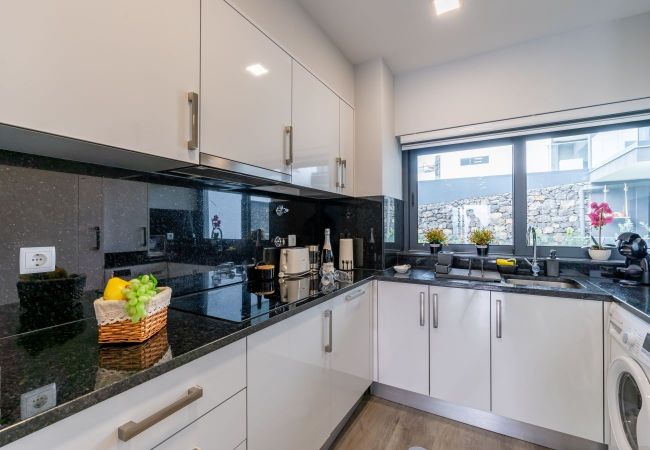 Apartamento em Santa Cruz - Sea View Balcony by Madeira Sun Travel Apartamento em Santa Cruz - Sea View Balcony by Madeira Sun Travel