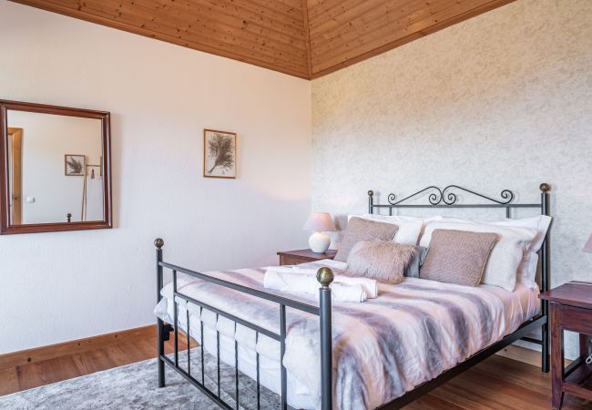 Casa rural em Ponta do Pargo - Rainbow Cottage by Madeira Sun Travel Casa rural em Ponta do Pargo - Rainbow Cottage by Madeira Sun Travel