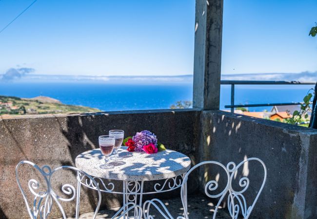 Casa rural em Ponta do Pargo - Rainbow Cottage by Madeira Sun Travel Casa rural em Ponta do Pargo - Rainbow Cottage by Madeira Sun Travel