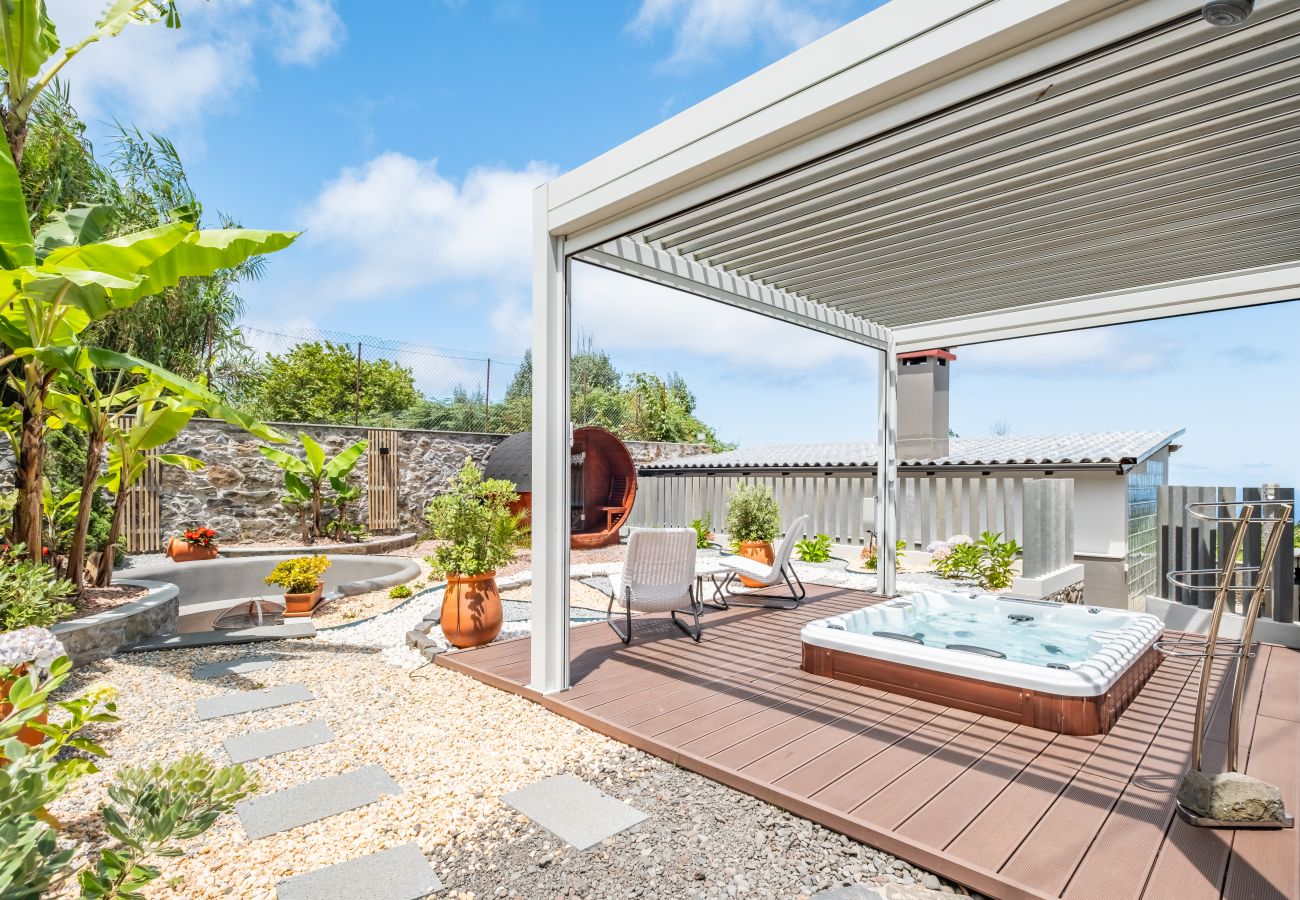 Casa rural em Porto Moniz - King' Shelter by Homie