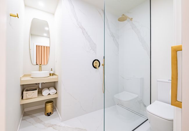 Quarto em Machico - Machim D'Arfet House 101 by Madeira Sun Travel Quarto em Machico - Machim D'Arfet House 101 by Madeira Sun Travel