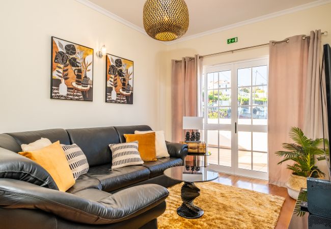Casa geminada em Santa Cruz - Gaula Residence by Madeira Sun Travel Casa geminada em Santa Cruz - Gaula Residence by Madeira Sun Travel