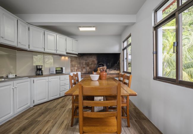 Casa em Ponta Delgada - Northern Secret by Madeira Sun Travel Casa em Ponta Delgada - Northern Secret by Madeira Sun Travel