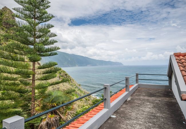 Casa em Ponta Delgada - Northern Secret by Madeira Sun Travel Casa em Ponta Delgada - Northern Secret by Madeira Sun Travel