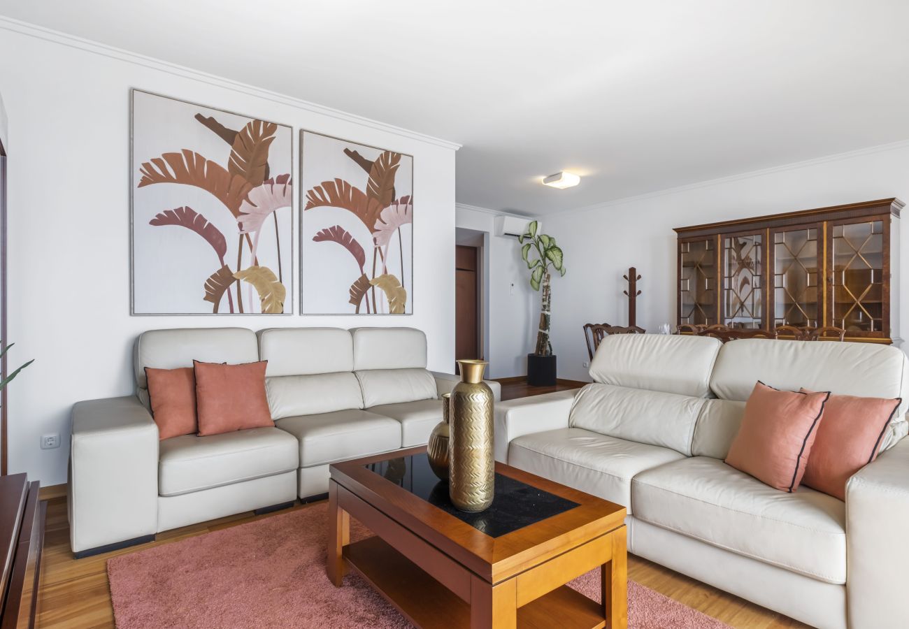 Apartamento em Funchal - Blue and Gold Sunset by Homie Apartamento em Funchal - Blue and Gold Sunset by Homie