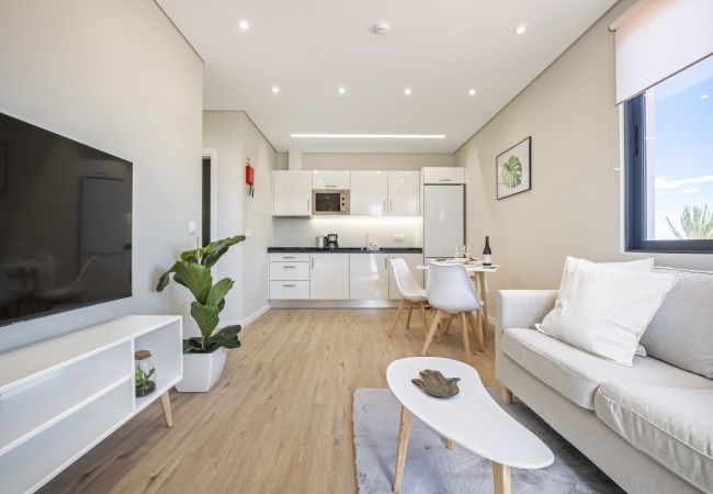 Apartamento em Caniço - Casa da Oliveira III by Homie Apartamento em Caniço - Casa da Oliveira III by Homie