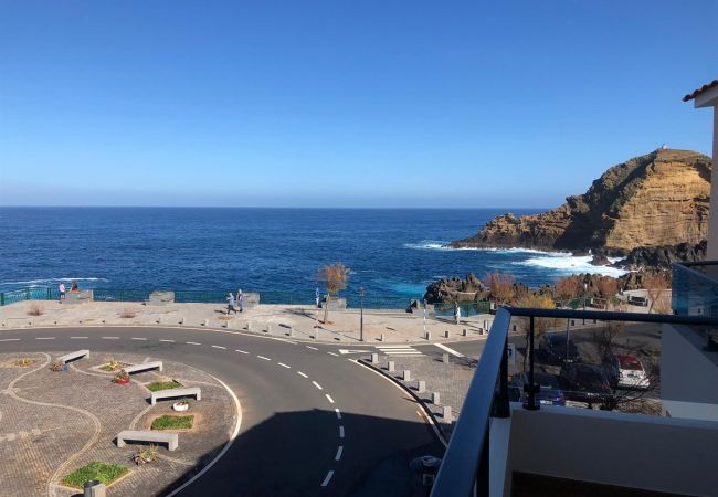 Quarto em Porto Moniz - Pérola Views Inn 108 by Madeira Sun Travel Quarto em Porto Moniz - Pérola Views Inn 108 by Madeira Sun Travel