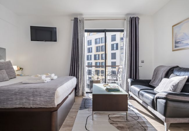 Apartamento em Funchal - Fórum Ocean View 4B by Madeira Sun Travel Apartamento em Funchal - Fórum Ocean View 4B by Madeira Sun Travel