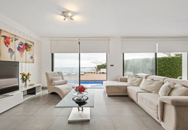 Villa in Funchal - Villa Beausoleil by Homie Villa in Funchal - Villa Beausoleil by Homie