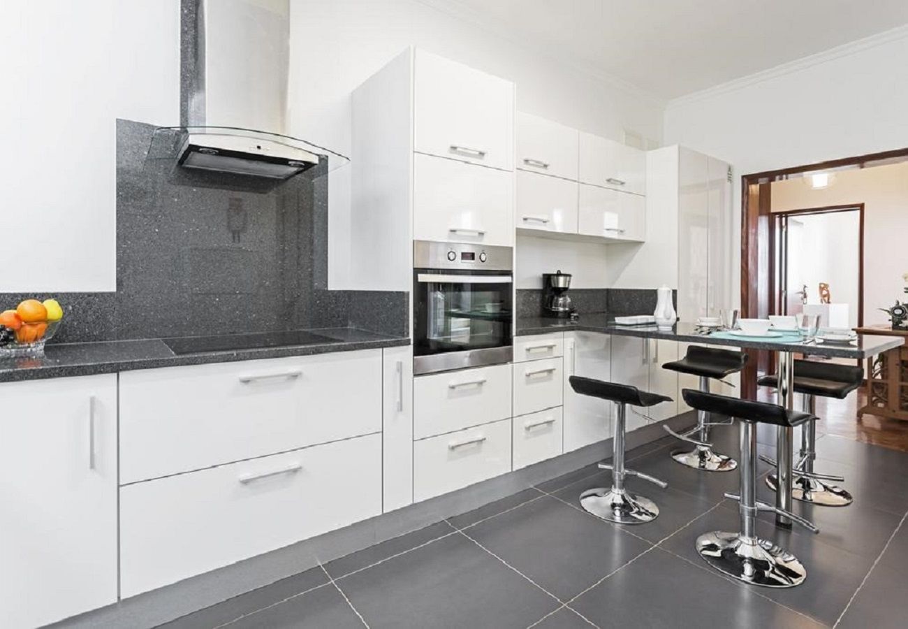 Spacious kitchen for a family Ideal kitchen for a family or a group of friends