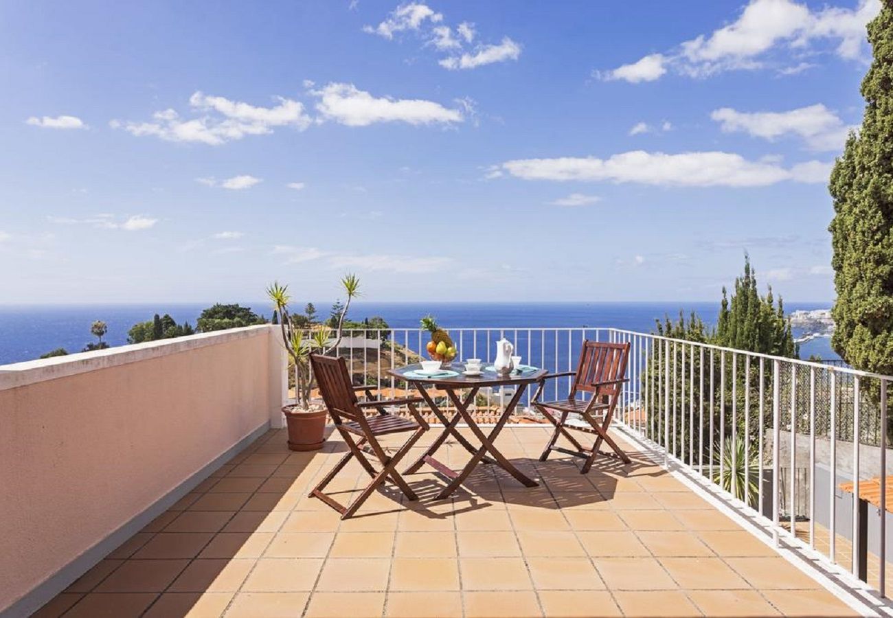 Villa in Funchal - Funchal Bay View Villa by Madeira Sun Travel Villa in Funchal - Funchal Bay View Villa by Madeira Sun Travel