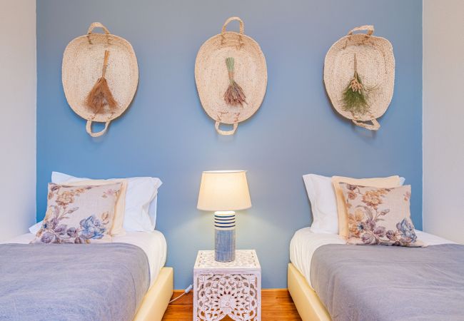 Cottage in Ponta do Pargo - Rainbow Cottage by Madeira Sun Travel Cottage in Ponta do Pargo - Rainbow Cottage by Madeira Sun Travel